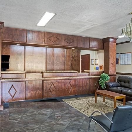 Zen Living Suites Extended Stay - Jacksonville - University Blvd 外观 照片